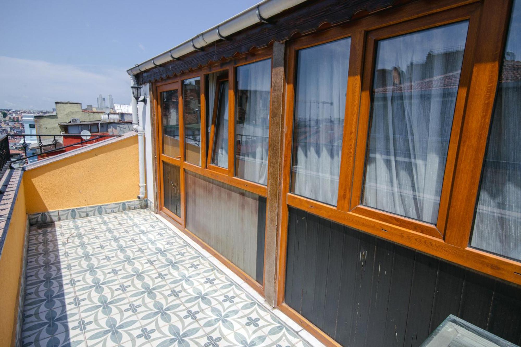 Iq Hotel Beyoglu อิสตันบูล ภายนอก รูปภาพ
