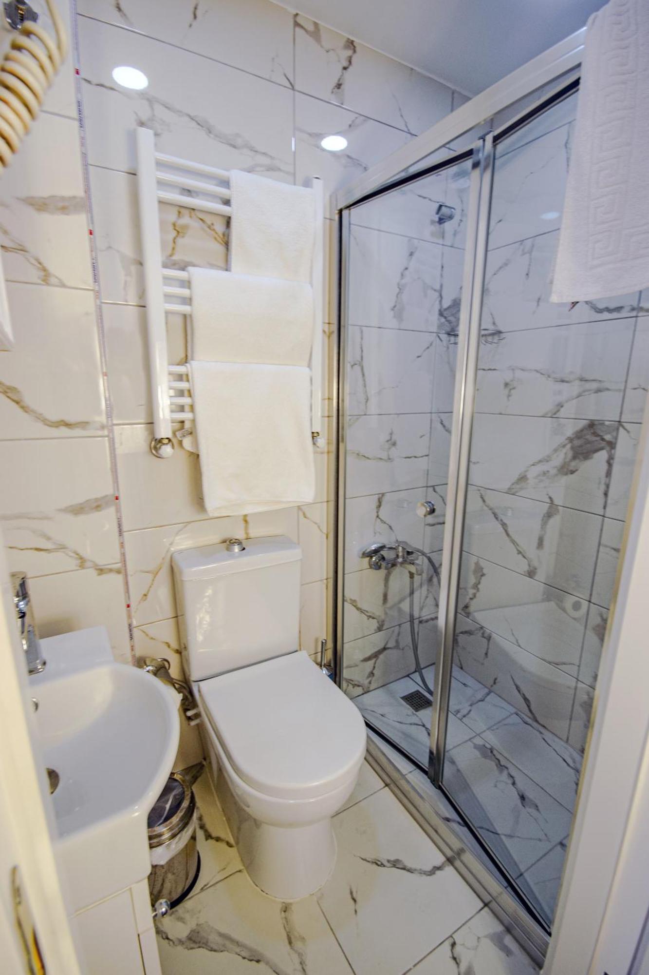 Iq Hotel Beyoglu อิสตันบูล ภายนอก รูปภาพ